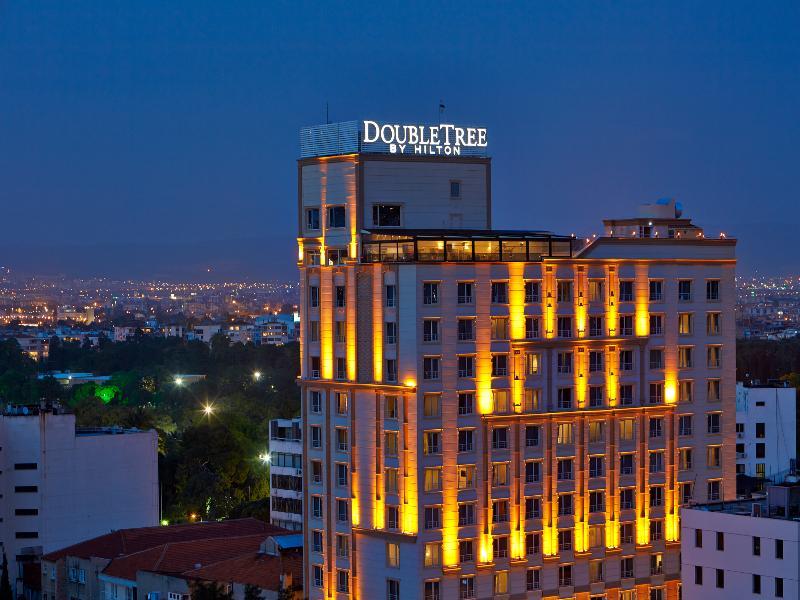 Doubletree By Hilton Izmir - Alsancak Hotel Ngoại thất bức ảnh
